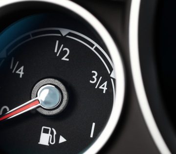 Itt a valasz a hatalmas rejtelyre ettol fugg melyik oldalon van az autok tanksapkaja 360x315