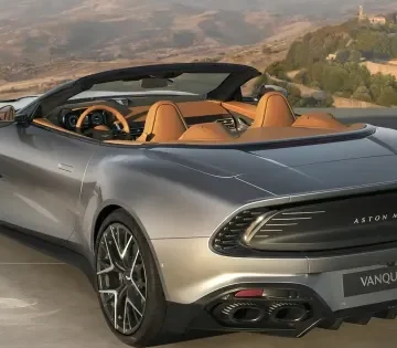James Bond 25 evvel ezelott ult vissza Aston Martinba 360x315