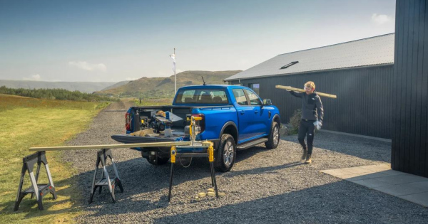 Komplett konyhat es zuhanyzot is kapott az uj Ford Ranger Plug in Hybrid