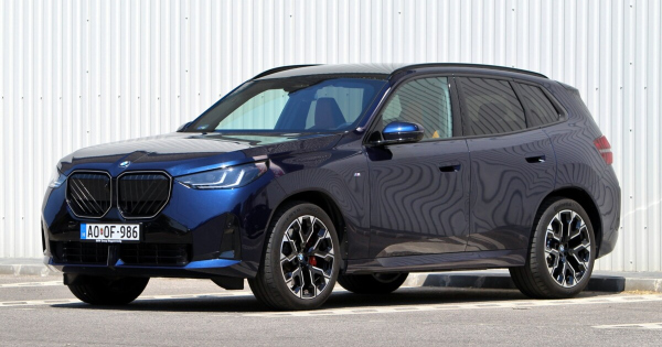 Mit ad egy liter es ket henger ennek a BMW nek
