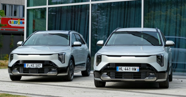 Nahat kedves Kia XCeed es Niro mi tortent az arcotokkal