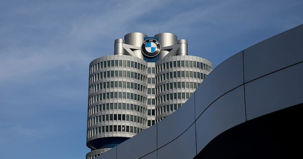 Nyolcezer munkahely megszunteteset tervezi a BMW