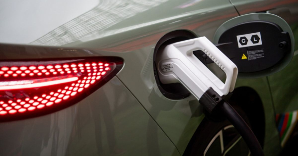 Pontositas erkezett a vallalkozasok elektromosauto tamogatasarol
