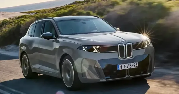 Rekordmeretu akksival jon az elektromos BMW X5