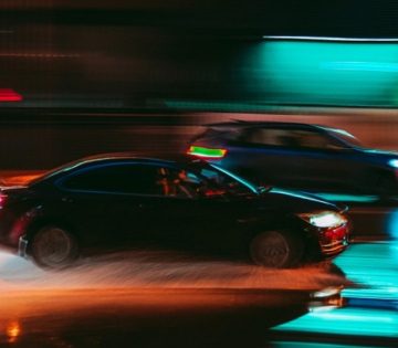 Vege a versenyzesnek elvehetik a szaguldozok autojat borton jarhat az illegalis gyorsulasert – es 16 ev felett lehetne csak rollerezni 360x315