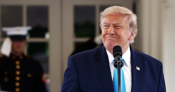 Draga a benzin Trump azert vett 250 Cadillacet