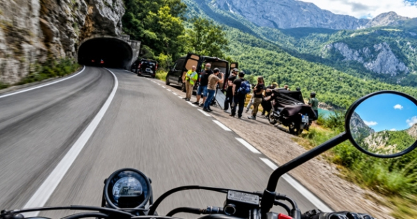 Magyar motorosok is belefutottak a titkolt Kawasaki Versys 900 ba