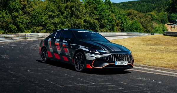 Maris rekordot dontott a Mercedes uj villany AMG je