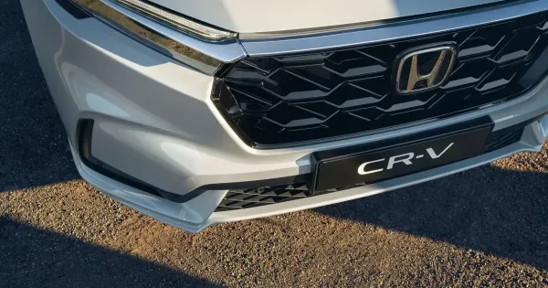 Megujult a Honda hibrid Suv kinalata