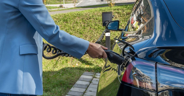 Olcsobb lett a villanyautok es hibridek kotelezo biztositasa 1