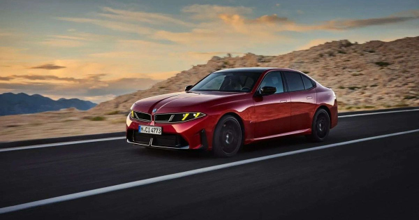 Bemutattak az uj Neue Klasse 3 as BMW t