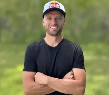 Brad Binder otthagyja a MotoGp t – 2027 tol a Bmw vel megy a WorldSbk ban 360x315