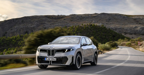 Mar 100 000 europai megrendeles erkezett a Debrecenben gyartott BMW iX3 ra