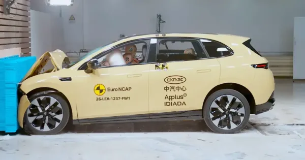 Ujabb kinai modell lett otcsillagos az Euro Ncap torestesztjen