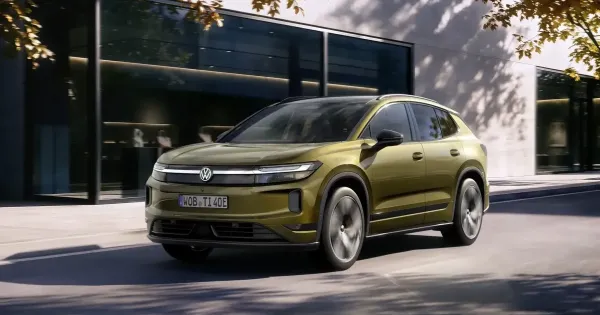 600 kilometeres hatotavval es harom kepernyovel erkezik a villany Tiguan