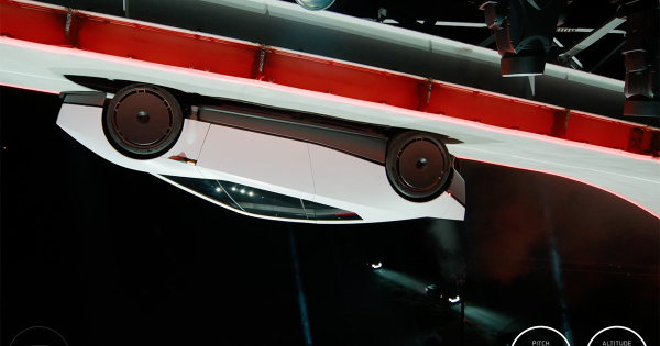 Bemutatkozott az uj Tesla Roadster – es tenyleg repul