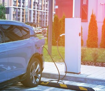 Eloszor csokkent 50 szazalek ala a benzinuzemu autok eladasa a vilagon 360x315