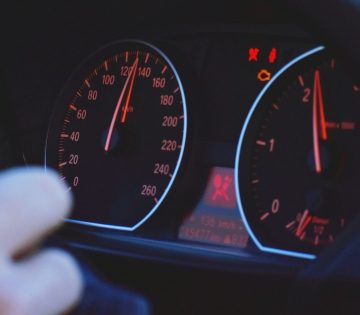 Ezert mutat mast a GPS mint az autod sebessegmeroje 360x315