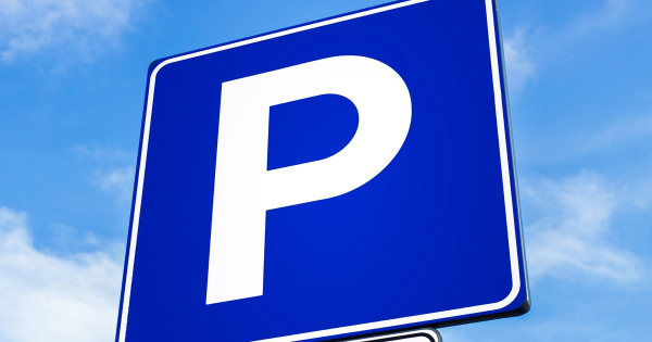 Kameras autok valthatjak le a parkolooroket Budapesten jon az egyseges parkolasi rendszer
