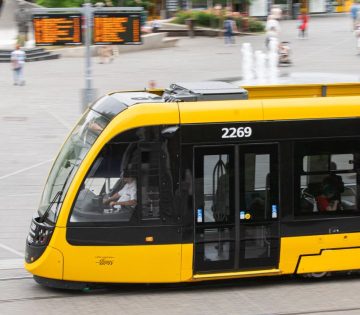 Lesz villamos a Pacsirtamezo utcaban most irtak ki a kozbeszerzest a tervezesre 360x315