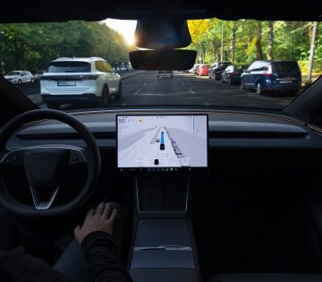 Mar 9 europai orszagban engedelyeztek a Tesla onvezeteset 360x315