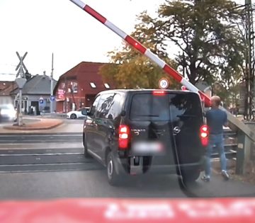 Videon a vecsesi hos aki segitett a soromponal 360x315